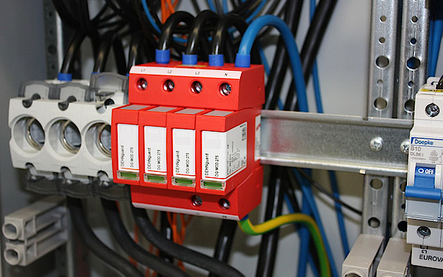 Über­spannungs­schutz bei G & R Elektro- und Gebäudetechnik GmbH in Schifferstadt