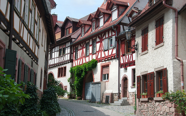 Altbau­sanierung bei G & R Elektro- und Gebäudetechnik GmbH in Schifferstadt
