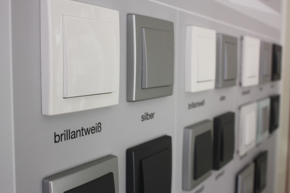 Schalterserie2 bei G & R Elektro- und Gebäudetechnik GmbH in Schifferstadt